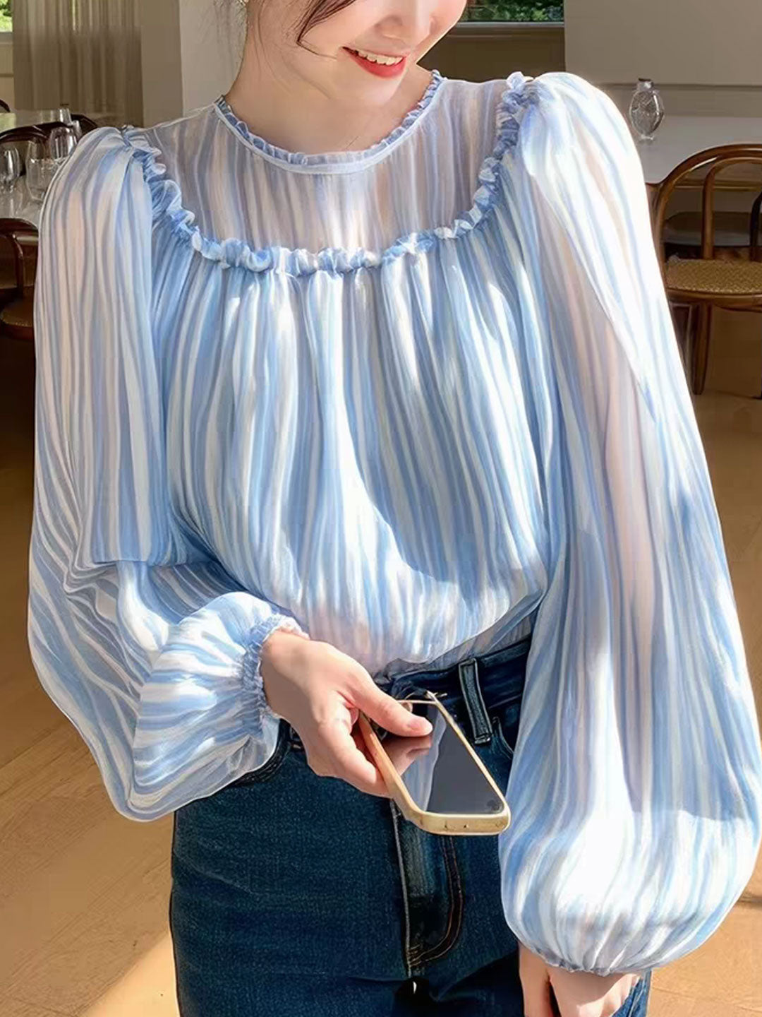 Emma Vacation Auricular Striped Blouse