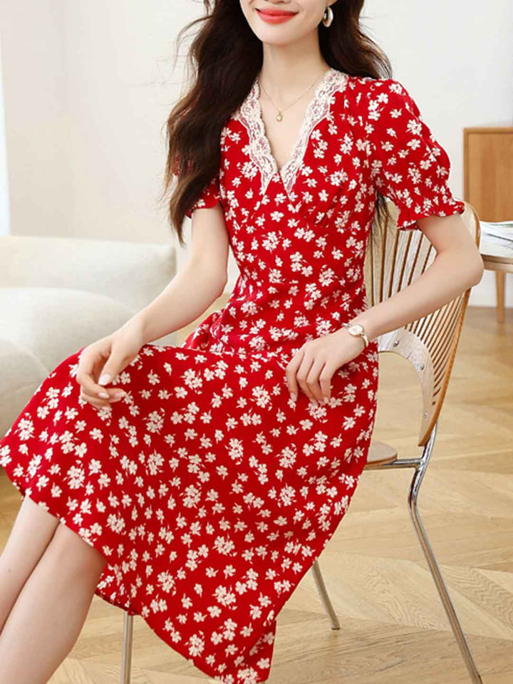 Faith Vacation V-Neck Puff Sleeve Floral Dress