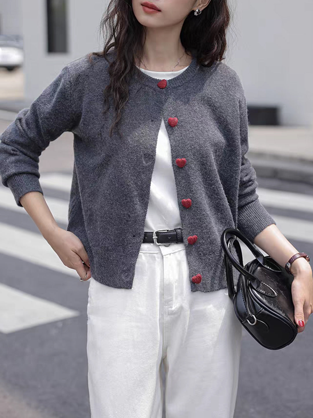 Raya Elegant Crew Neck Heart Button Knitted Cardigan-Pink