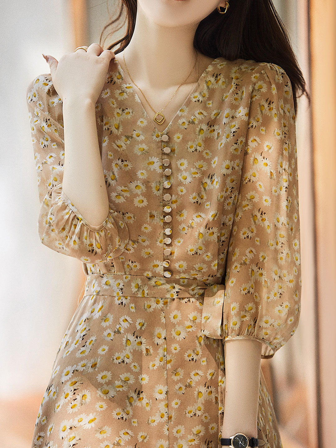Elizabeth Vintage Daisy Printed Dress