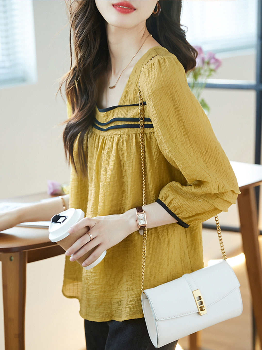 Bella Classic Back Hollowed Blouse