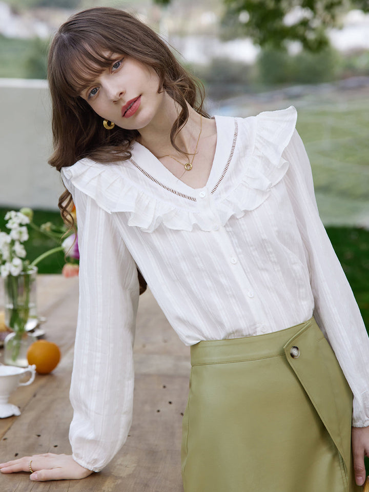 ROSELOVELLE Delicate Lace V-Neck Blouse