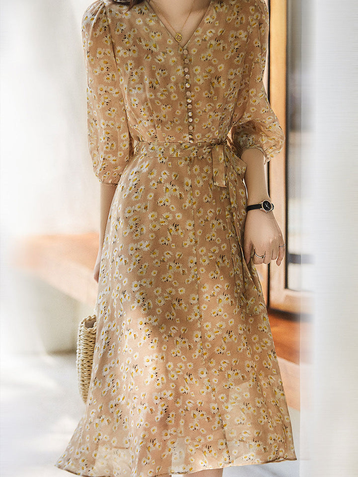 Elizabeth Vintage Daisy Printed Dress
