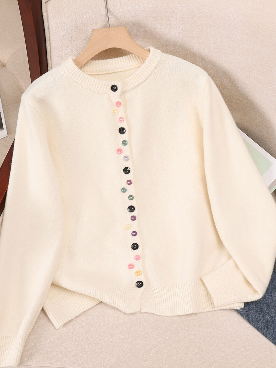 Aaliyah Classic Crew Neck Buttoned Knitted Cardigan-Red