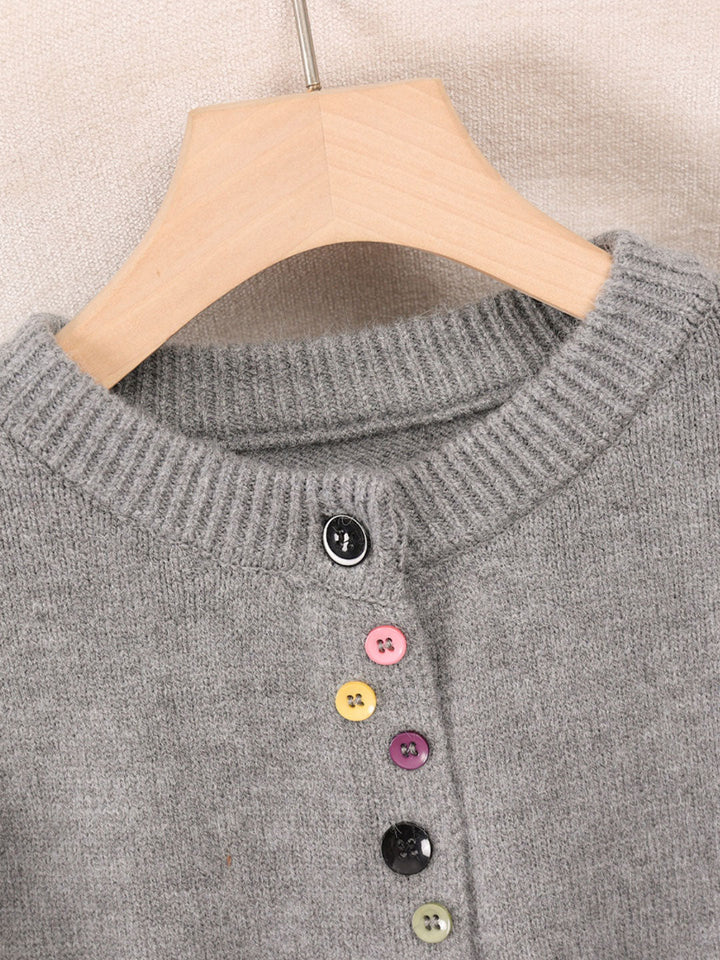 Aaliyah Classic Crew Neck Buttoned Knitted Cardigan-Red